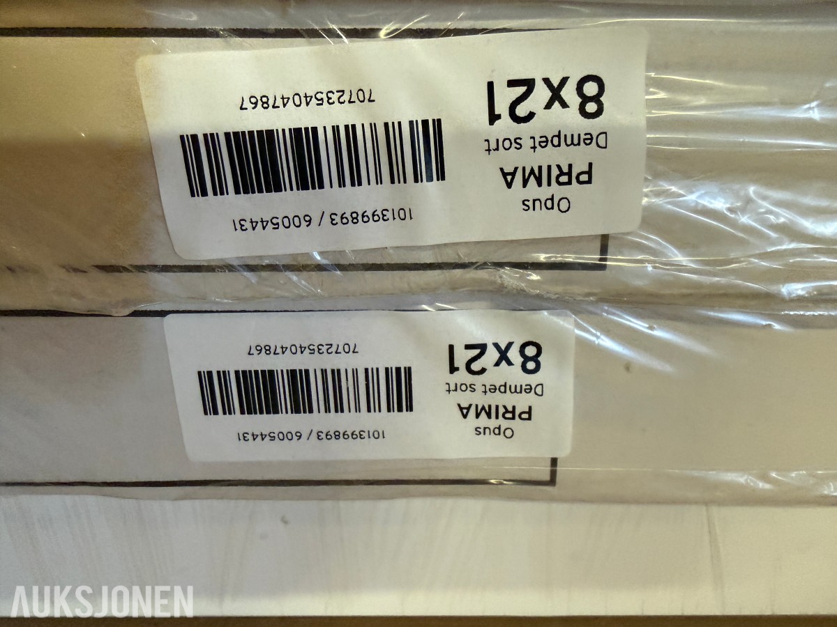 Dører og karmsett Nytt/ubrukt