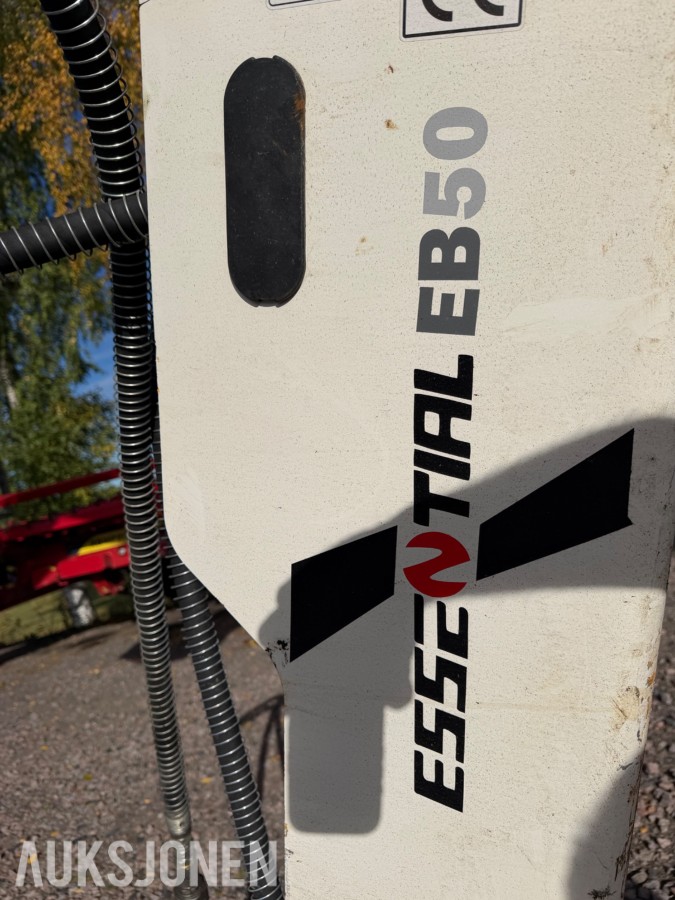 2025 mod. Essential EB50 pigghammer. Lite brukt.