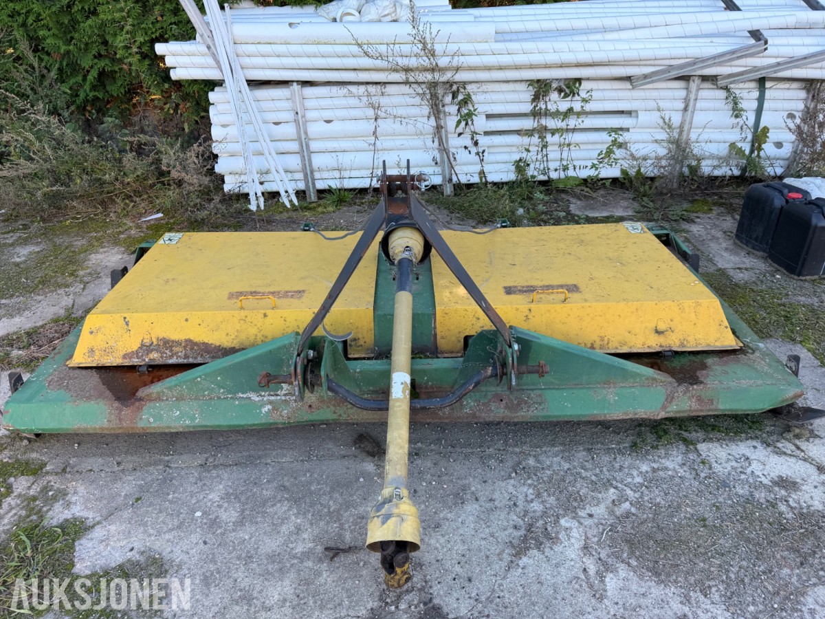 Kellfri beitepusser / vertikalklipper. 2,4 m. klippebredde