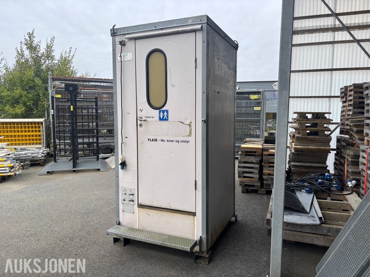 2004 Danfo T-500 Toalettkabin med Vask, Varmeovn - Trucklommer.