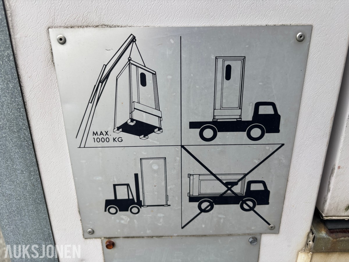 2004 Danfo T-500 Toalettkabin med Vask, Varmeovn - Trucklommer.