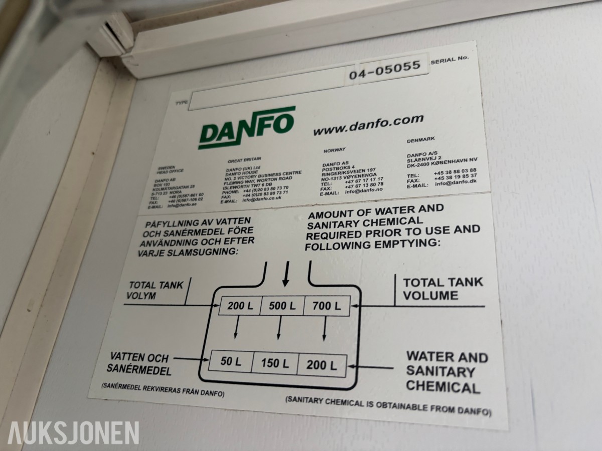 2004 Danfo T-500 Toalettkabin med Vask, Varmeovn - Trucklommer.