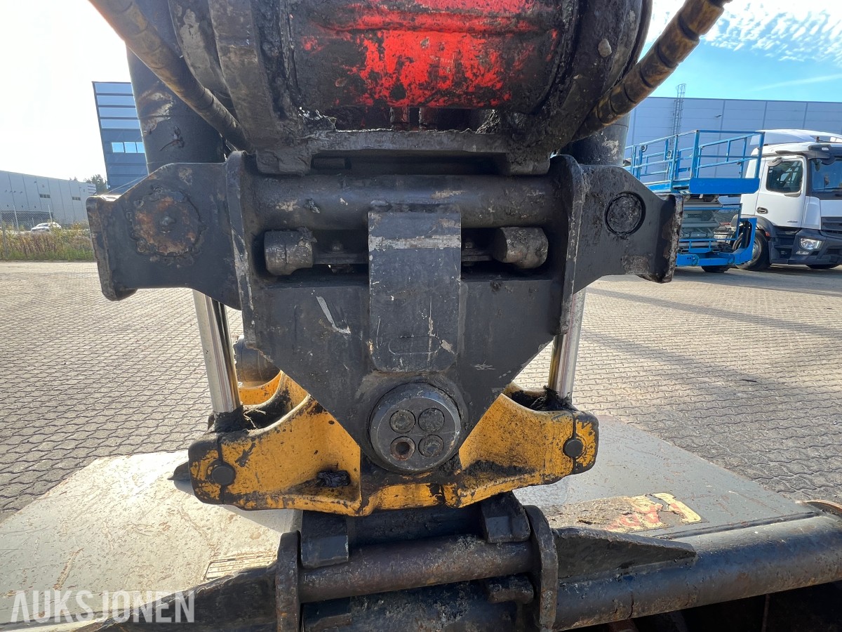 Kubota KX 080-4 Engcon tilt, to skuffer, sentralsmøring 