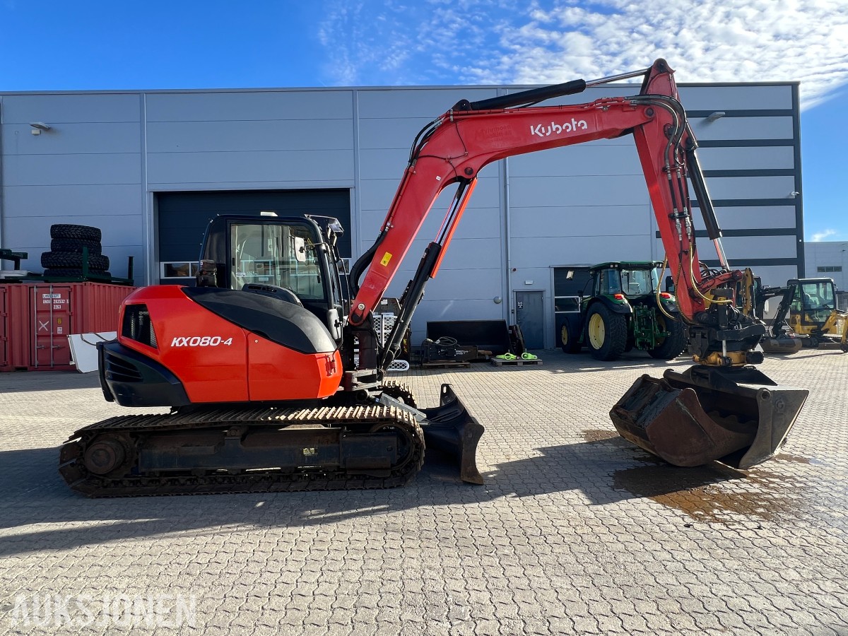 Kubota KX 080-4 Engcon tilt, to skuffer, sentralsmøring 