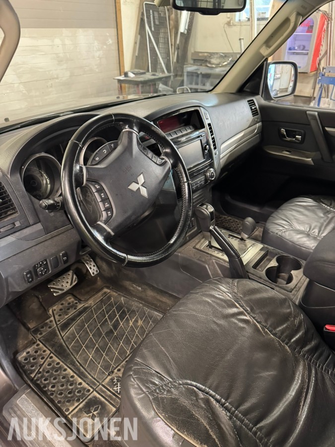 2016 Mitsubishi PAJERO 3.2-200 D 4WD - AUTOMAT - VAREBIL