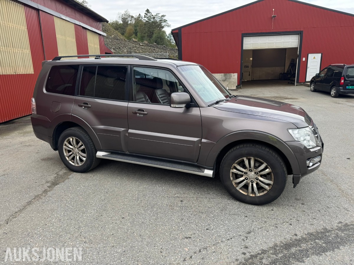 2016 Mitsubishi PAJERO 3.2-200 D 4WD - AUTOMAT - VAREBIL