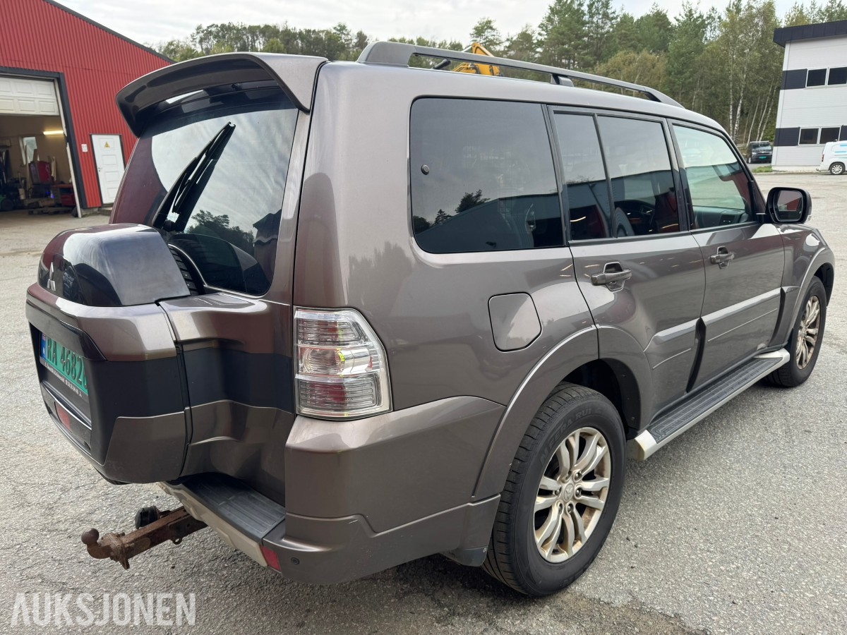 2016 Mitsubishi PAJERO 3.2-200 D 4WD - AUTOMAT - VAREBIL