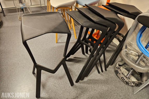 Plank Miura barkrakk - 6 stk - sort - Konstantin Grcic - produsert i Italia - stablebar ⁠