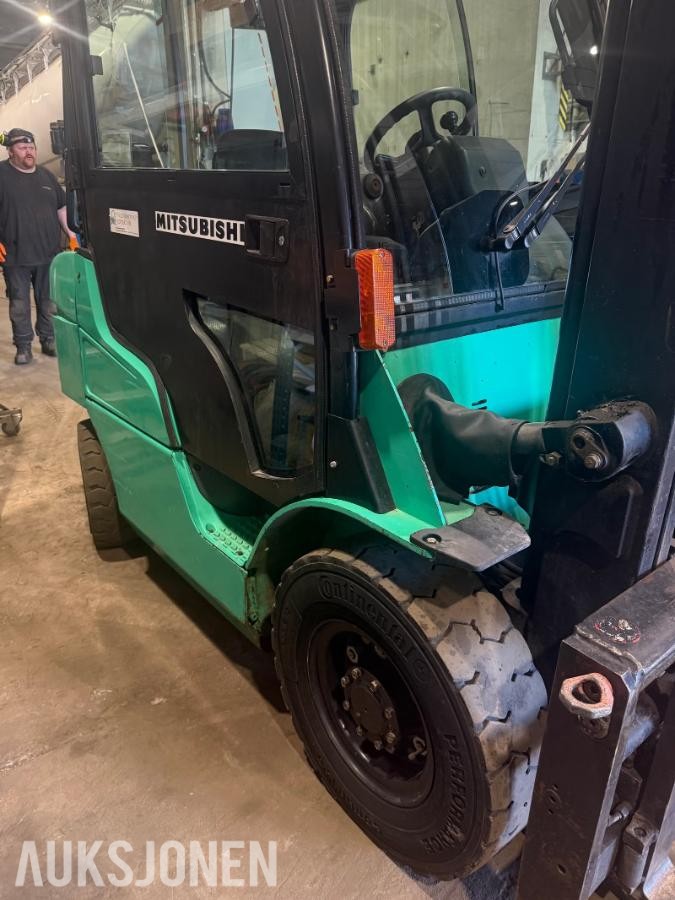 Mitsubishi FD25N gaffeltruck – 2008 modell