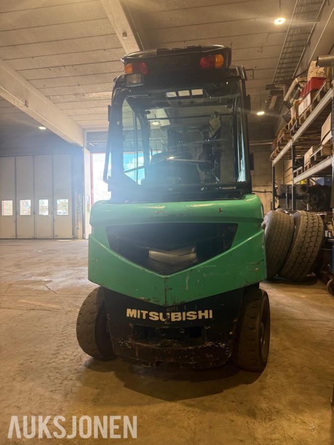 Mitsubishi FD25N gaffeltruck – 2008 modell