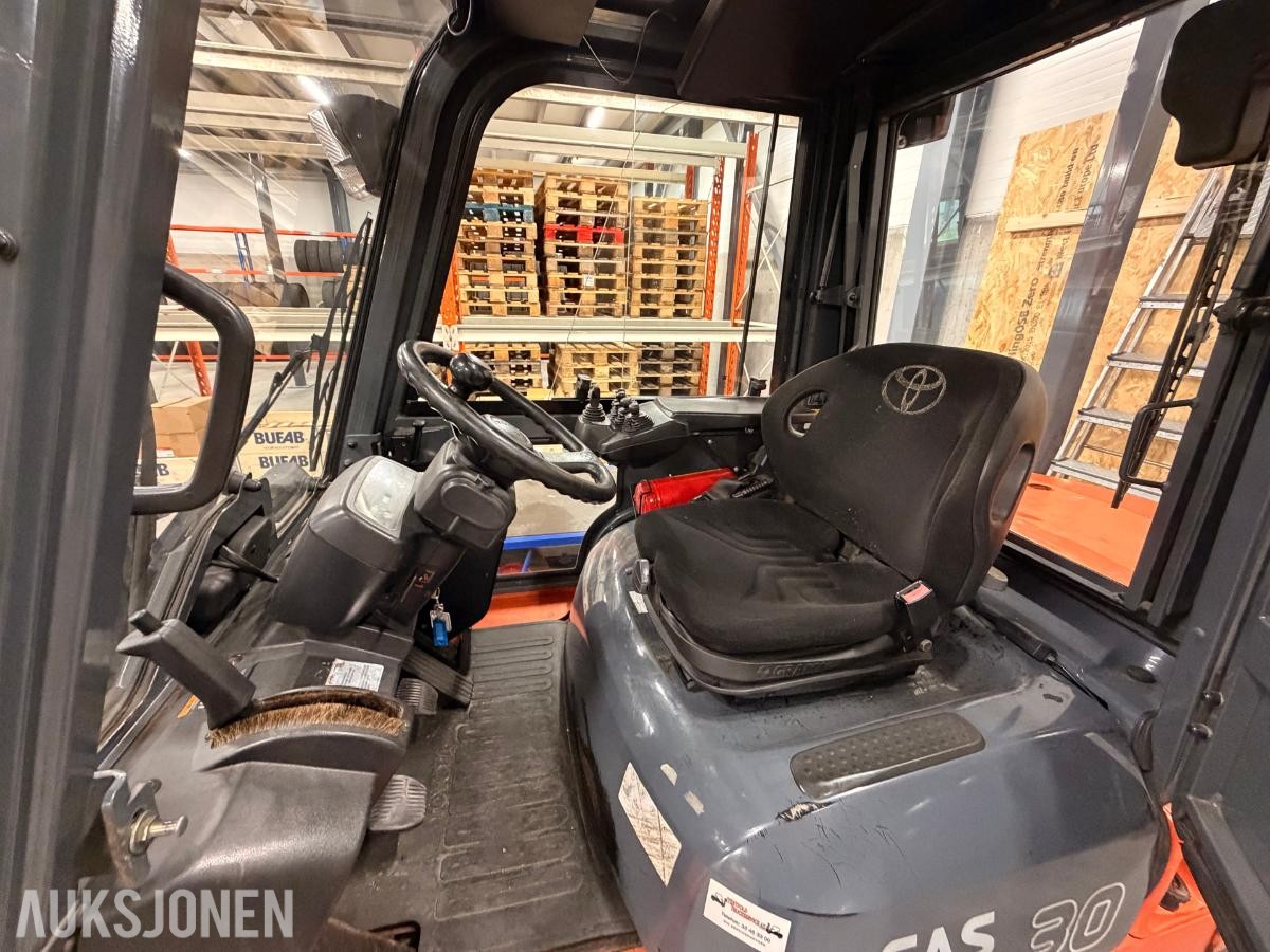 2006 Toyota Truck 7FDF30 - 3 tonns - 7182 Timer