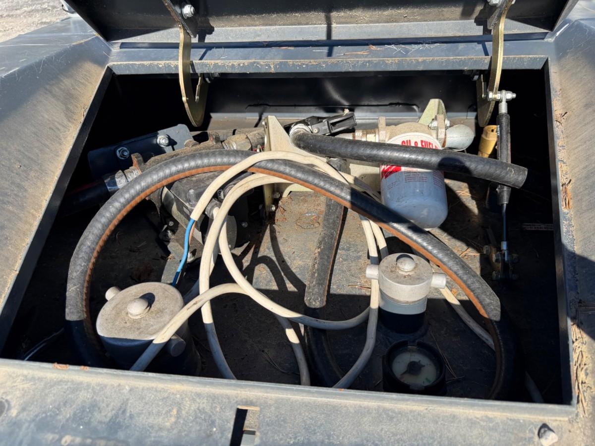 Fuel Proof 900 L dieseltank med pumpe, CE-merket