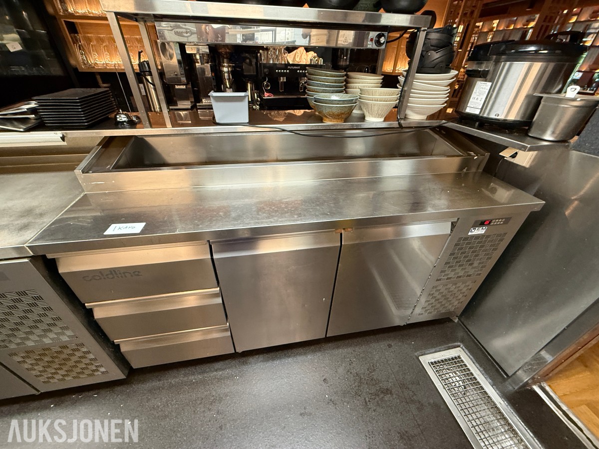 Coldline TA13/1B-760 profesjonell frysebenk – 2 dører