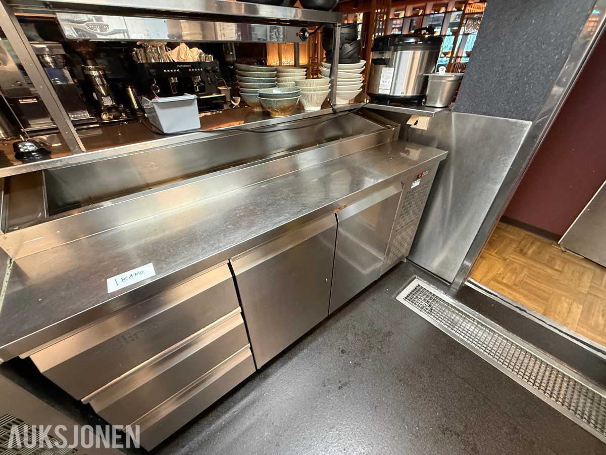 Coldline TA13/1B-760 profesjonell frysebenk – 2 dører
