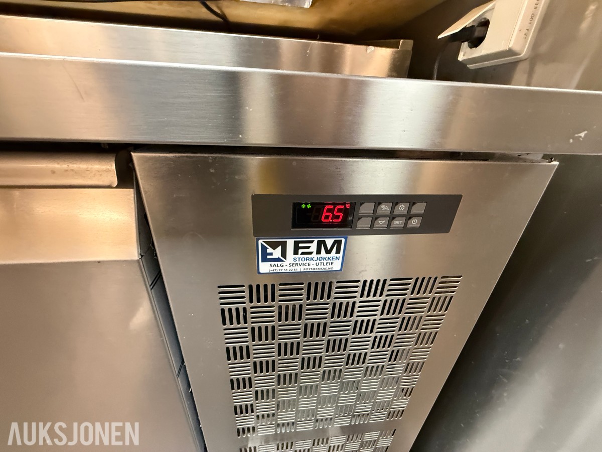 Coldline TA13/1B-760 profesjonell frysebenk – 2 dører