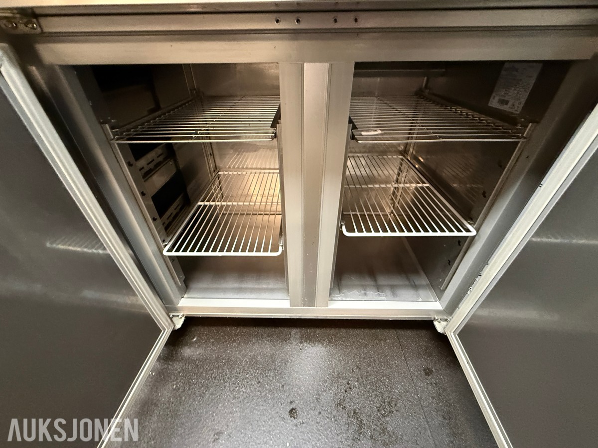 Coldline TA13/1B-760 profesjonell frysebenk – 2 dører
