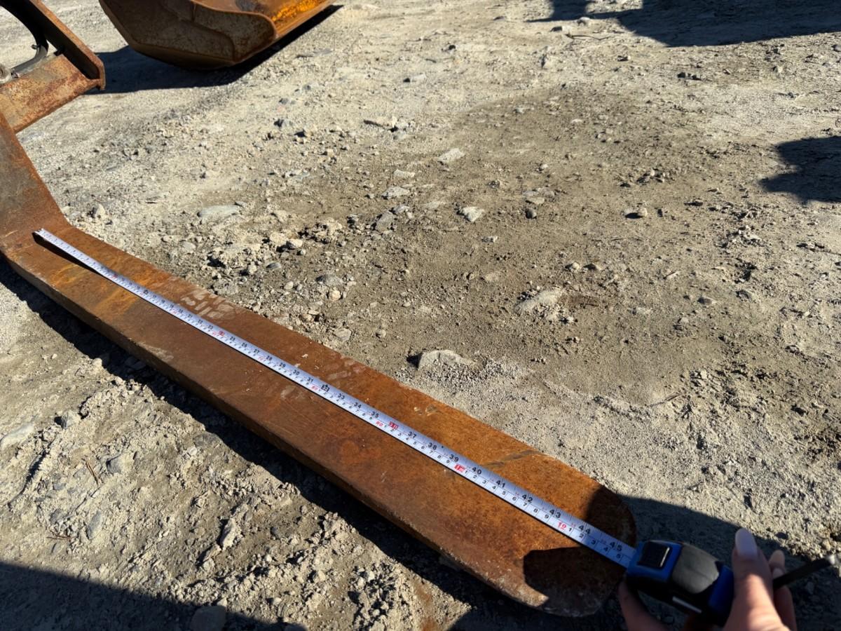 Hydrauliske pallegafler til gravemaskin S60 feste