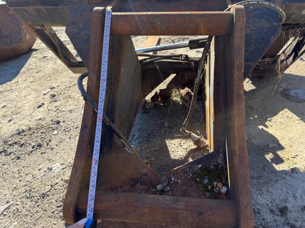 Hydrauliske pallegafler til gravemaskin S60 feste