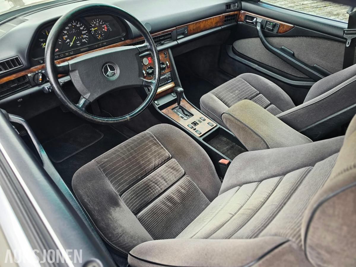 1986 Mercedes-Benz 500 SEC