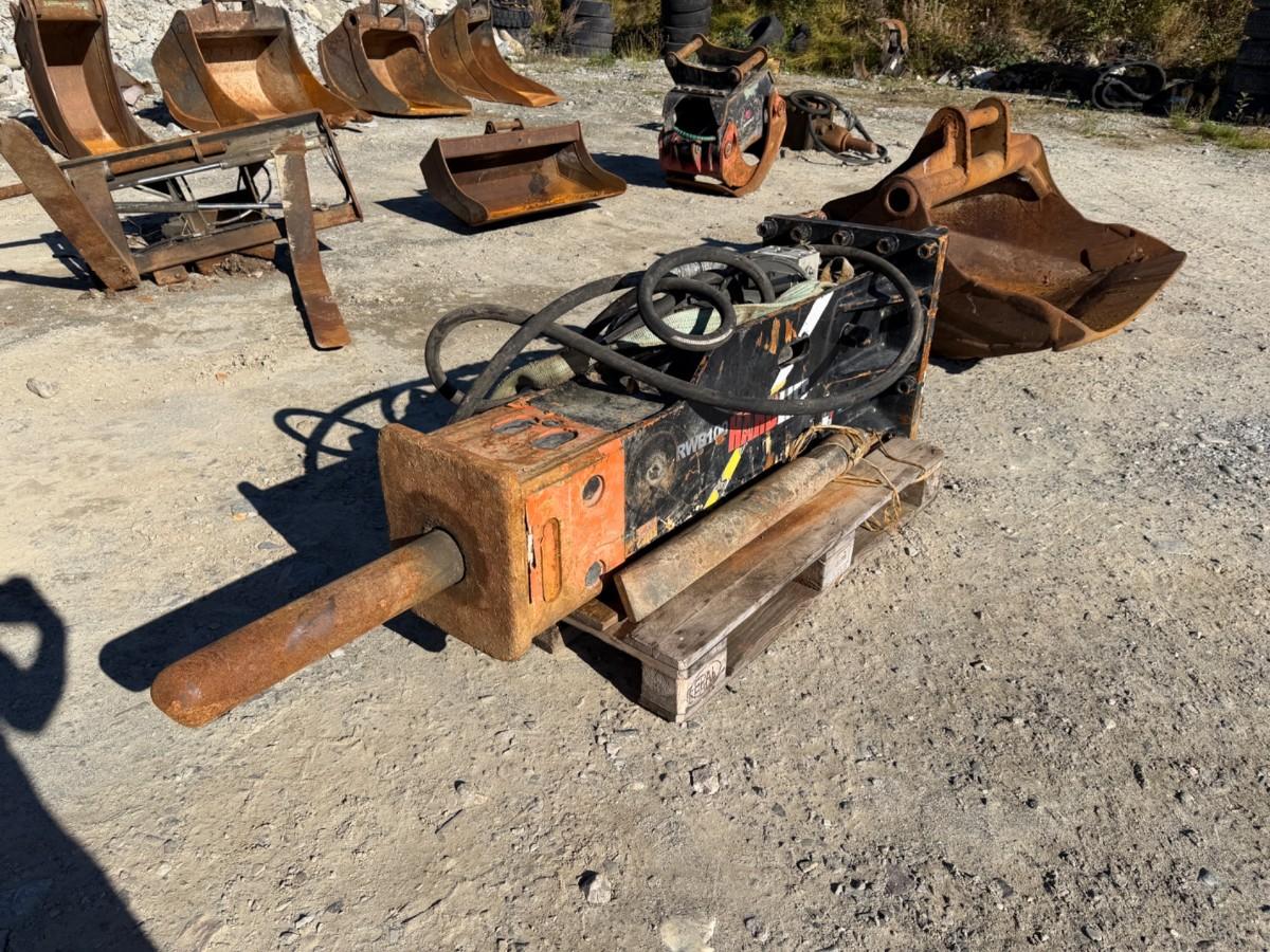 2021 Hardlife RWB100 pigghammer 870 kg