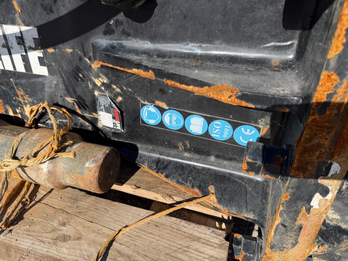 2021 Hardlife RWB100 pigghammer 870 kg