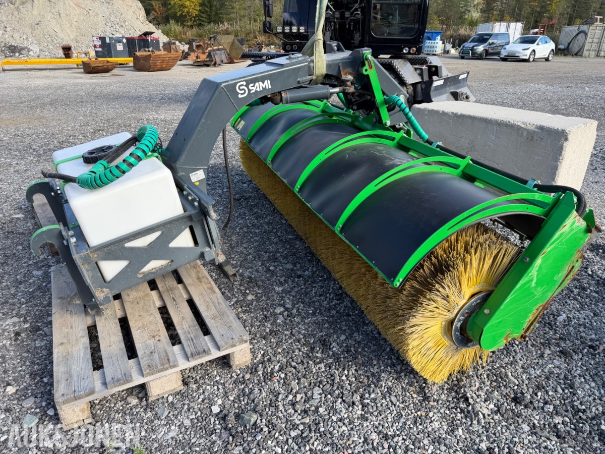 SAMI 436.000 Feiekost med traktorfeste, 475 kg