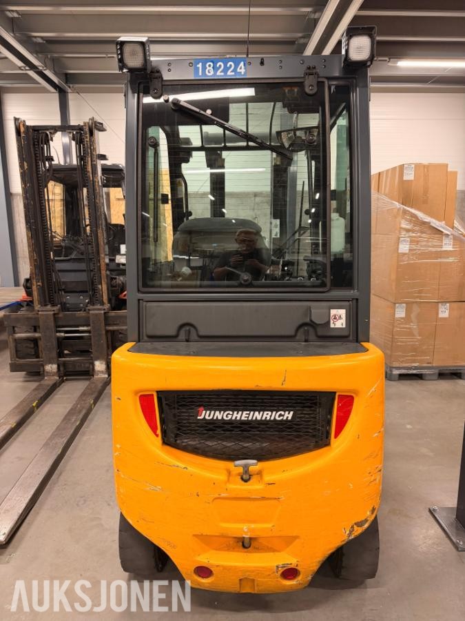2007 Jungheinrich DFG320 - Kun 1205 timer