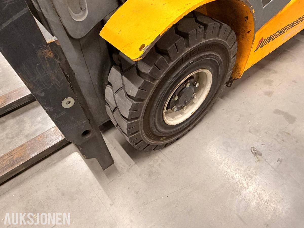 2007 Jungheinrich DFG320 - Kun 1205 timer