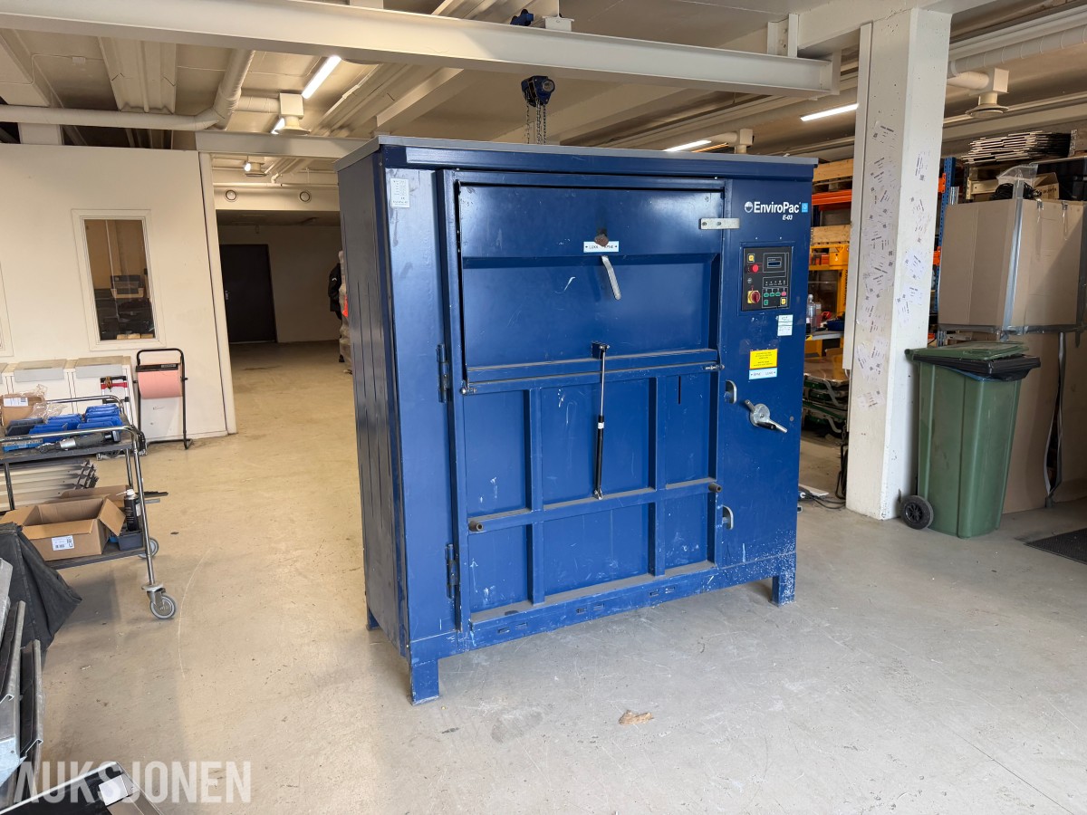 EnviroPac E-03 vertikal ballepresse / avfallspresse