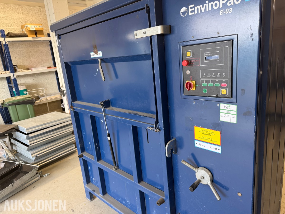 EnviroPac E-03 vertikal ballepresse / avfallspresse