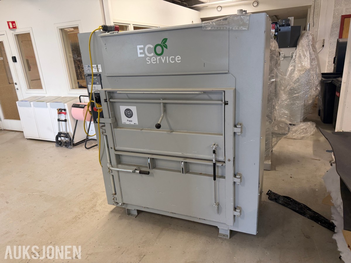 2016 Austropressen APV 100 vertikal ballepresse