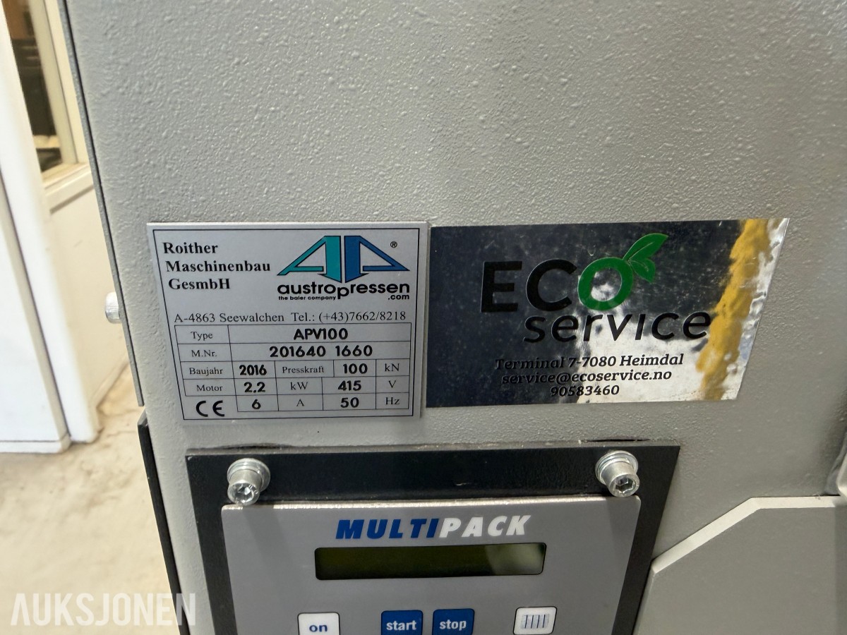 2016 Austropressen APV 100 vertikal ballepresse