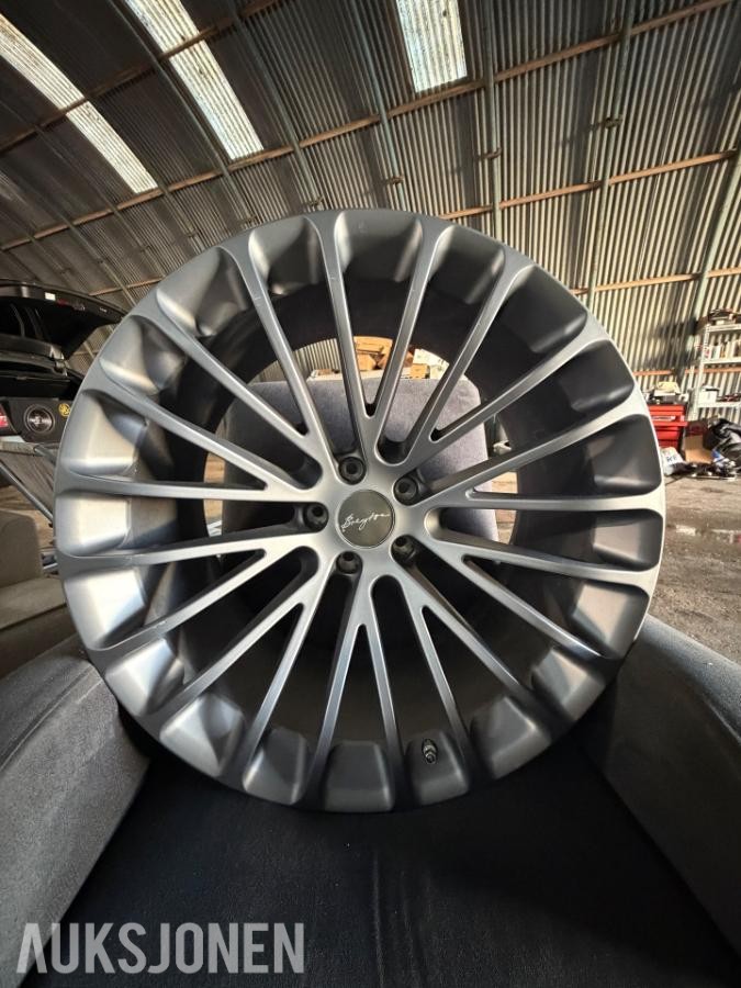 Breyton Ls felg - 5x120 22x11,5" Et 30