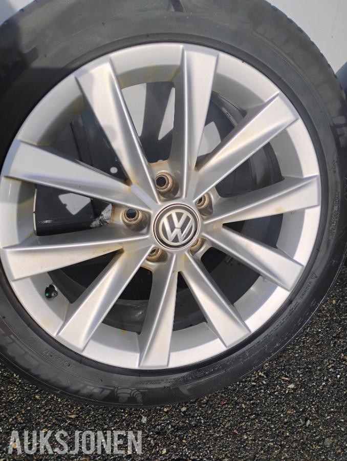 2016 VW felger Golf Alltrack 205/55 17 *Ingen minstepris*