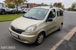 2001 Toyota Yaris Verso 1.3 86hk automat eu ok 07.2027 