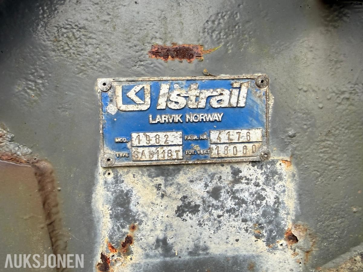 Istrail 2-akslet lastebilhenger – uregistrert – omfattende rust
