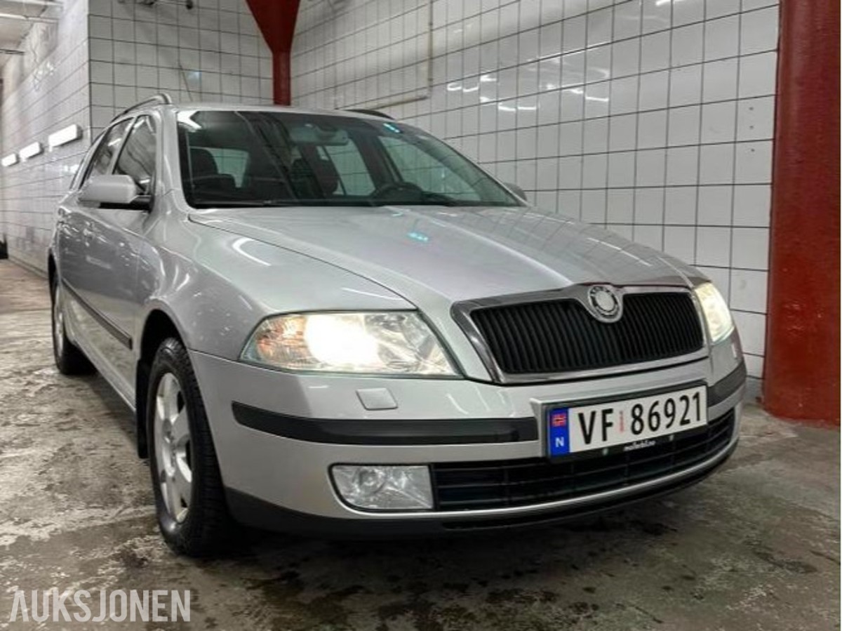 2007 Skoda Octavia 1.9 Diesel 105hk Automat, Cruisekontroll, Hengerfeste