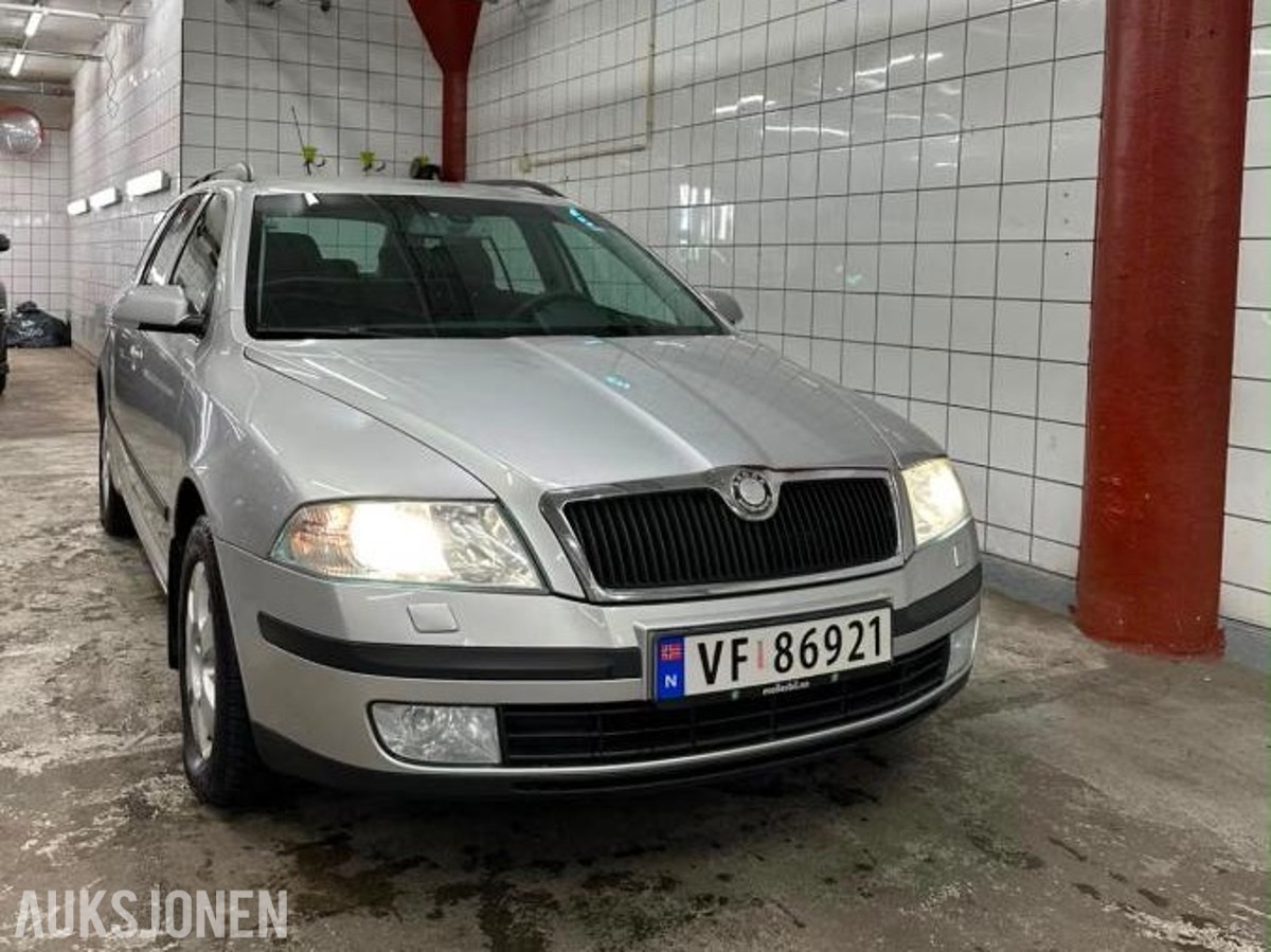 2007 Skoda Octavia 1.9 Diesel 105hk Automat, Cruisekontroll, Hengerfeste