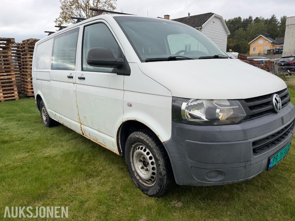 2010 Volkswagen Transporter 2.0 102hk  hengerfeste s+v dekk 