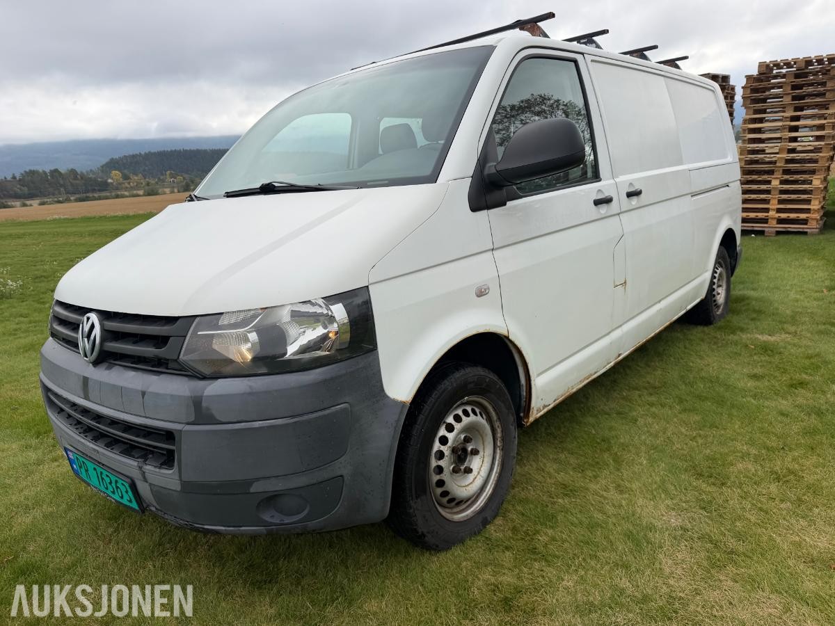 2010 Volkswagen Transporter 2.0 102hk  hengerfeste s+v dekk 