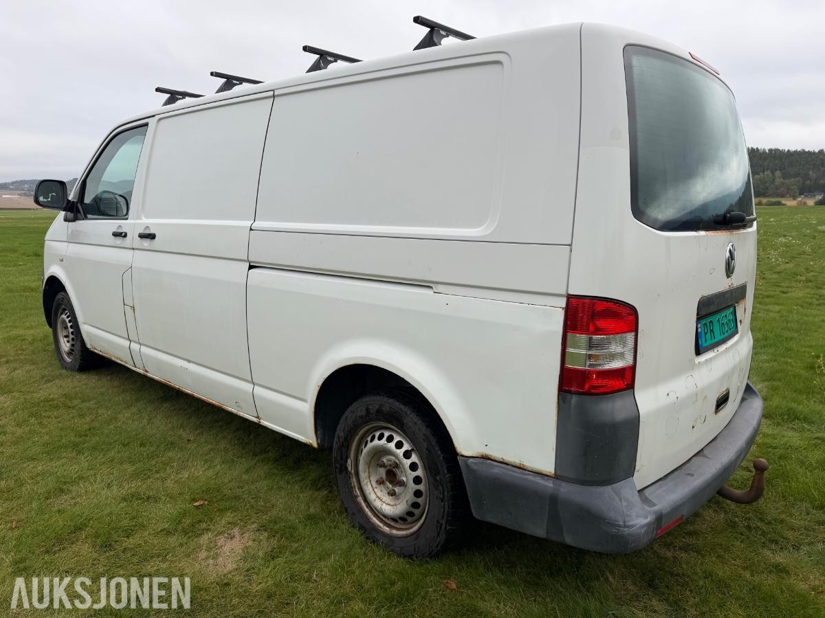 2010 Volkswagen Transporter 2.0 102hk  hengerfeste s+v dekk 