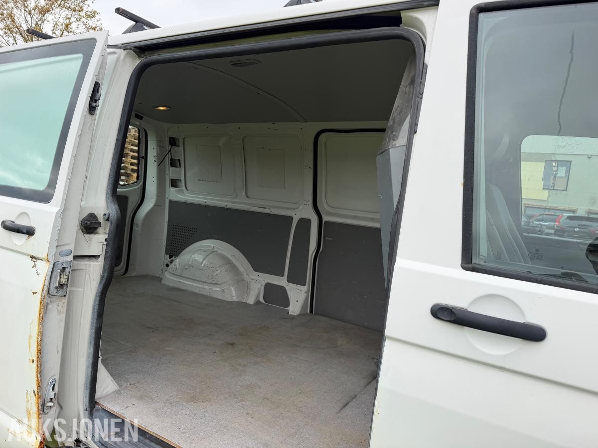 2010 Volkswagen Transporter 2.0 102hk  hengerfeste s+v dekk 