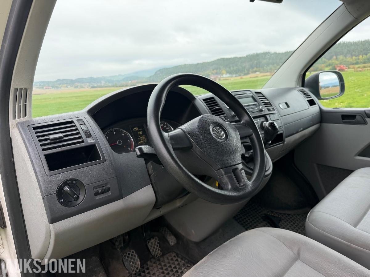 2010 Volkswagen Transporter 2.0 102hk  hengerfeste s+v dekk 