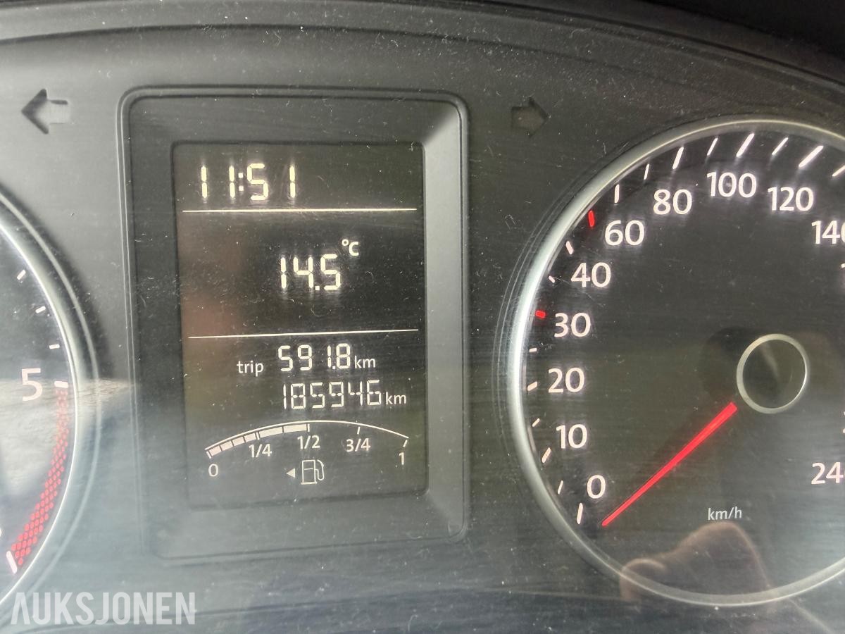 2010 Volkswagen Transporter 2.0 102hk  hengerfeste s+v dekk 