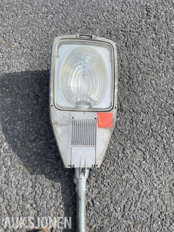 AEG og BORSCH Lamper 100W