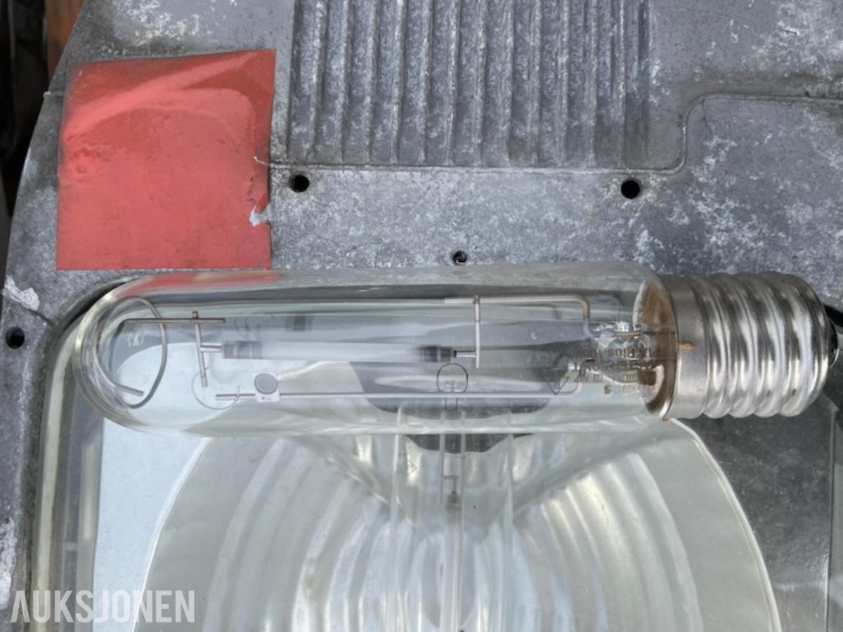 AEG og BORSCH Lamper 100W