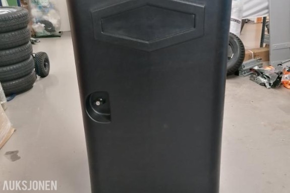 Helt nytt låsbart stevneskap i plast fra Bøckmann