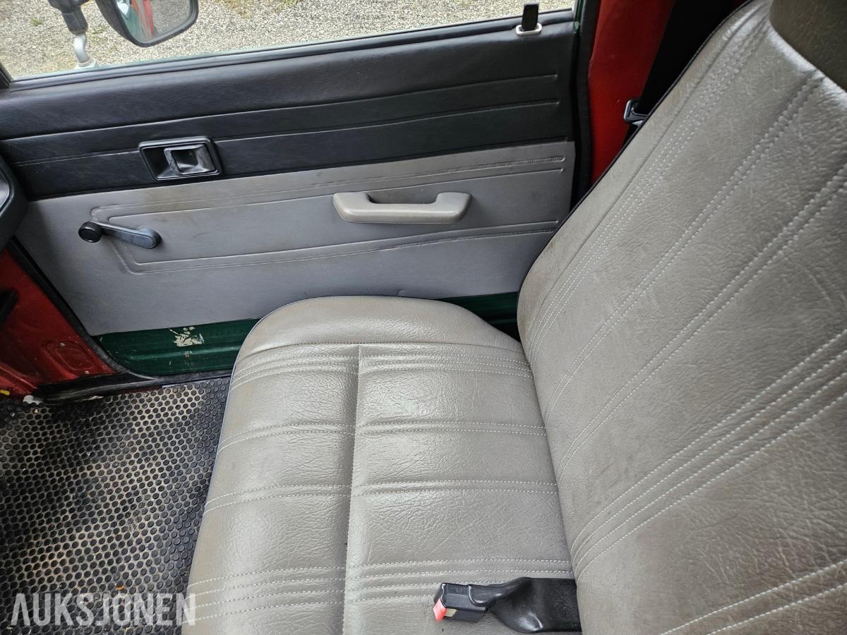 1983 Toyota HiLux 2.0 Bensin EU ok til 03.2027