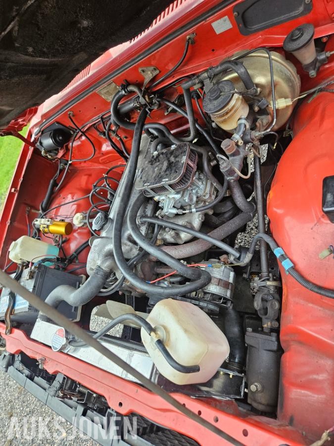 1983 Toyota HiLux 2.0 Bensin EU ok til 03.2027