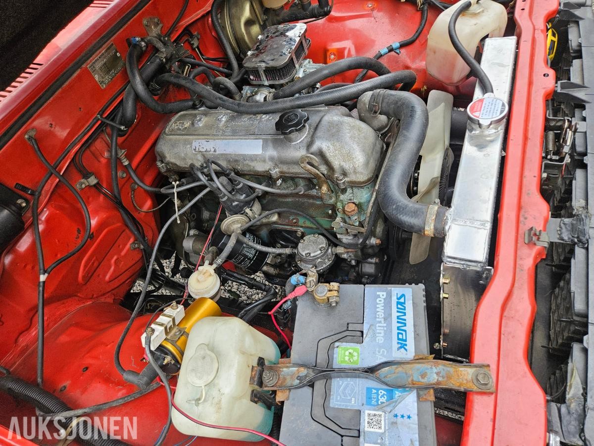 1983 Toyota HiLux 2.0 Bensin EU ok til 03.2027